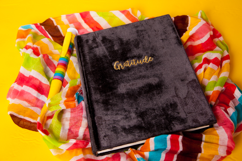 How To Keep A Gratitude Journal – Uncustomary