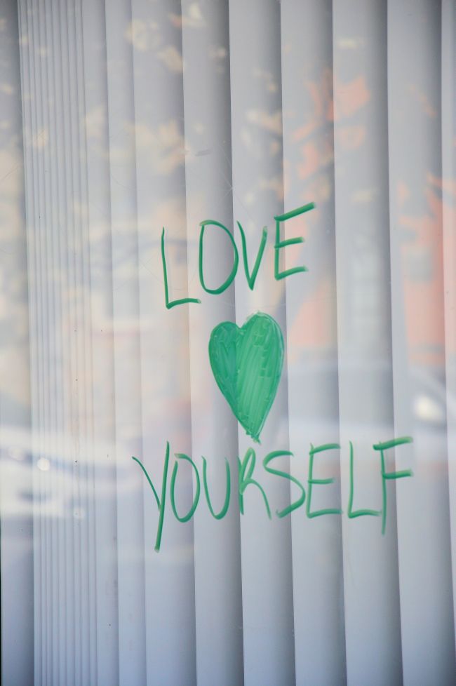 What Is Self Love? 15 Ways To Start Loving Yourself Today | Uncustomary