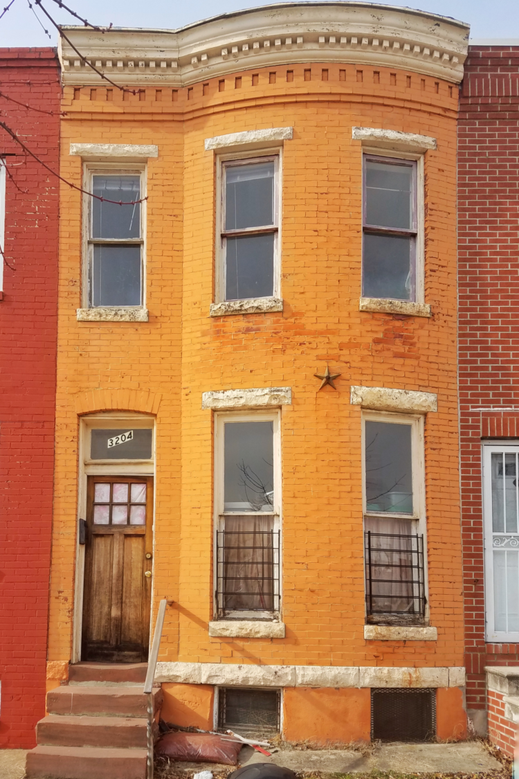 Colorful Rowhomes In Baltimore | Uncustomary