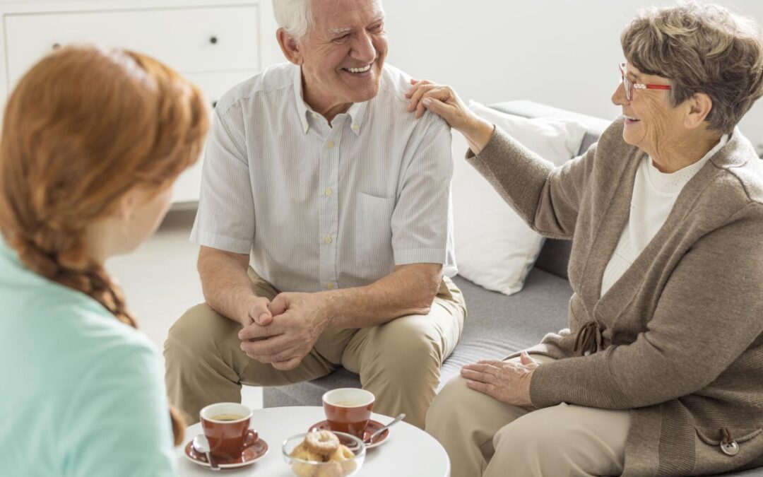 How Live-In Care Services Support Seniors’ Independence