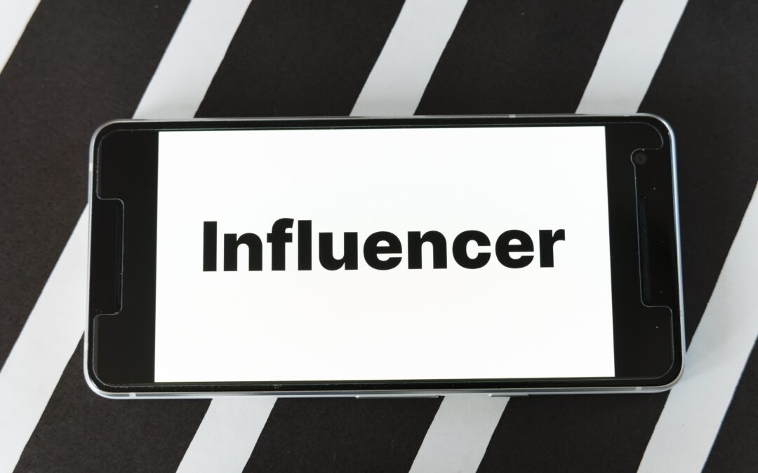 How to Become a Social Media Influencer and Live a Full Life