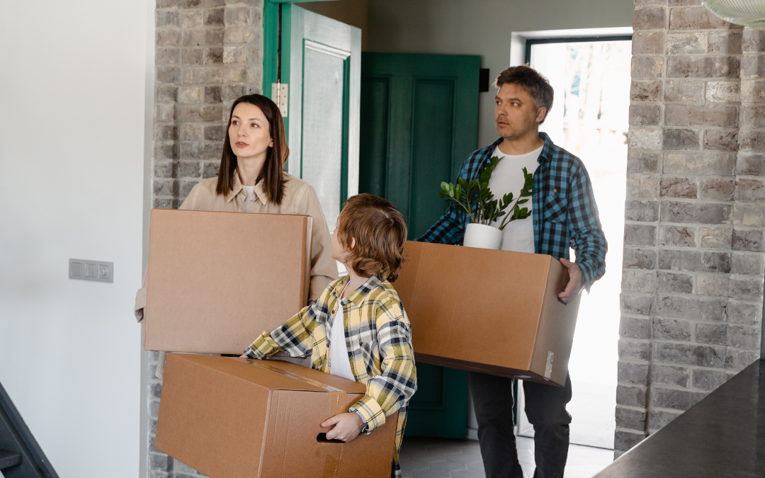 Selling a San Antonio House With Squatters — What Owners Should Know About Cash Buyers