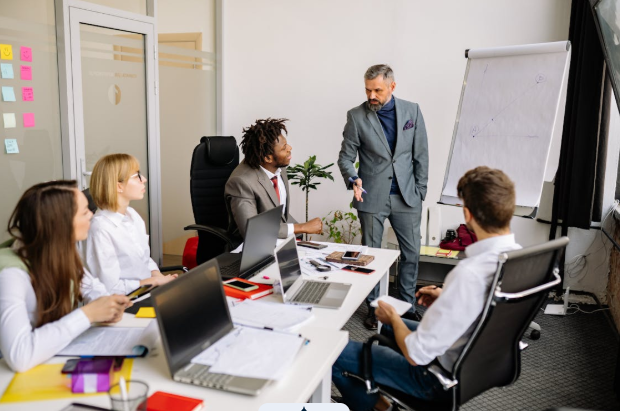 source: https://www.pexels.com/photo/office-team-having-a-meeting-in-the-room-7793162/