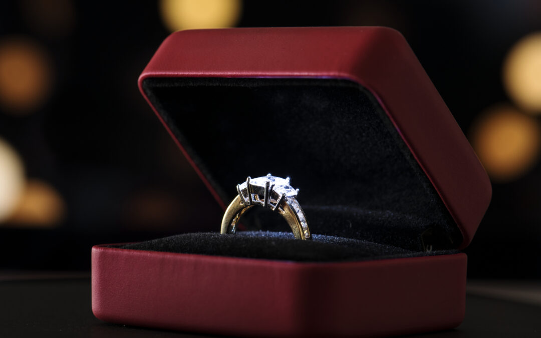 How to Buy a Used Diamond Ring Without Regretting It
