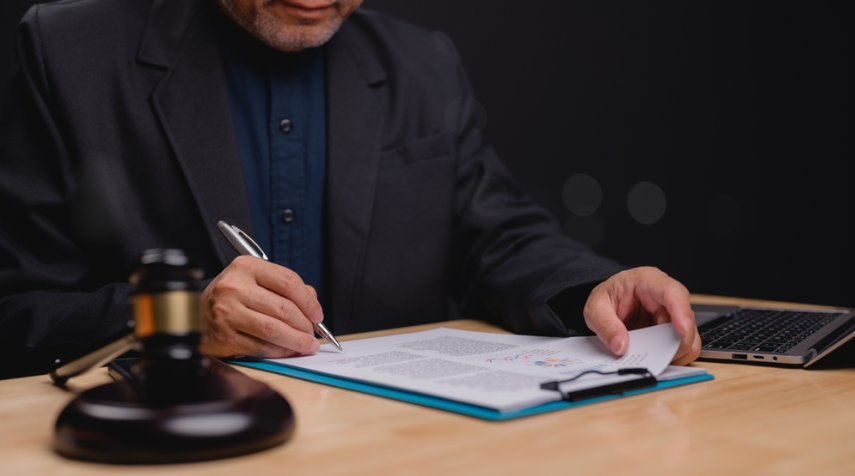 6 Key Reasons to Consider Truck Accident Legal Representation After a Crash