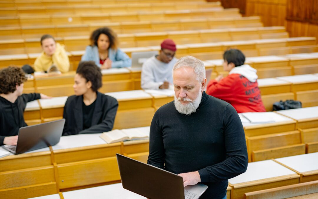 Step Into Social Work Without Pressing Pause on Life