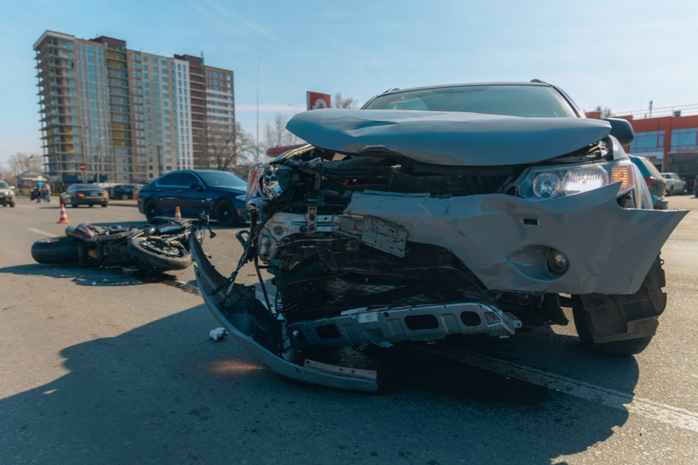 The Crash Clues a St. Louis, MO Car Accident Attorney Can Uncover