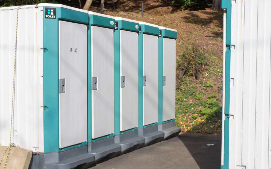What to Consider When Choosing a Luxury Porta Potty for Weddings and Private Celebrations